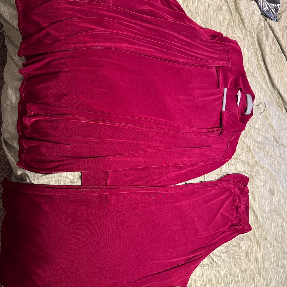 TravelSmith Vibrant Magenta 2pc set